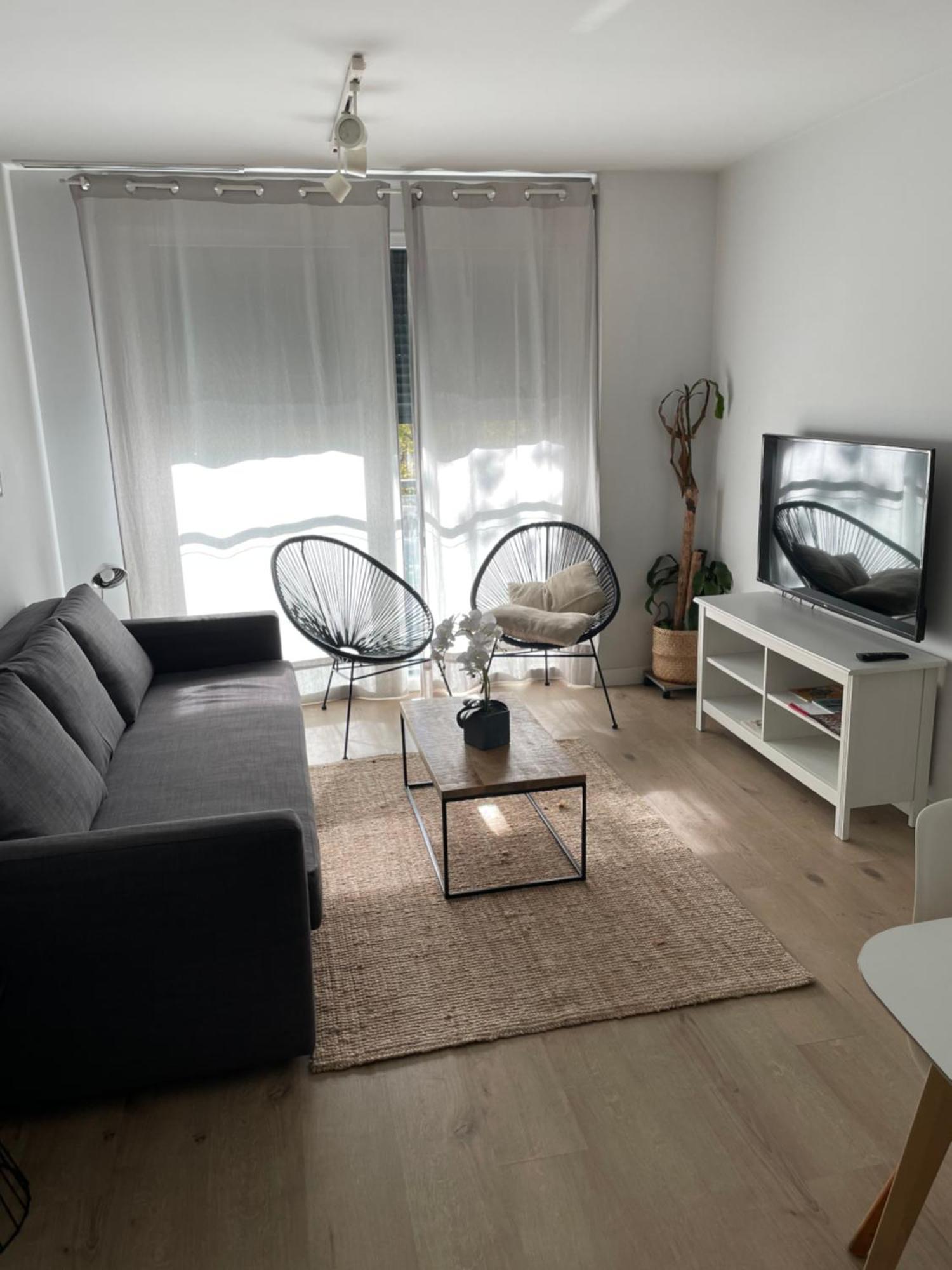 Piso Centrico Con Patio Privado, Madrid